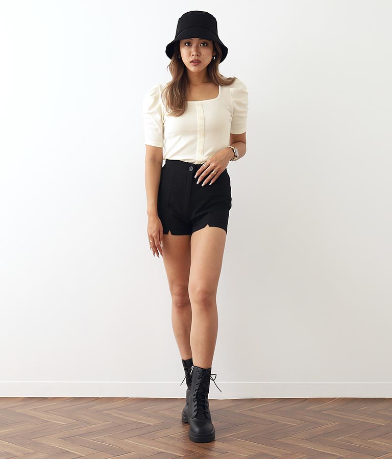 リブフロントボタンパワーショルダートップスカットソー(トップス  